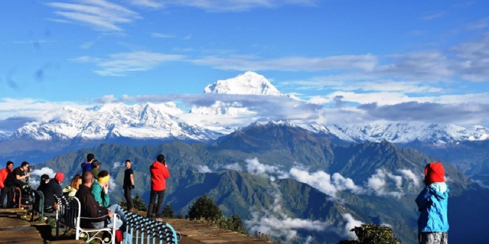 दस लाख पर्यटक भित्रिने अपेक्षा