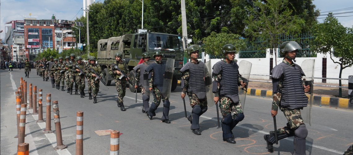 सुरक्षाको कमाण्ड सेनाले लियो, विना काम घरबाहिर ननिस्कन आग्रह