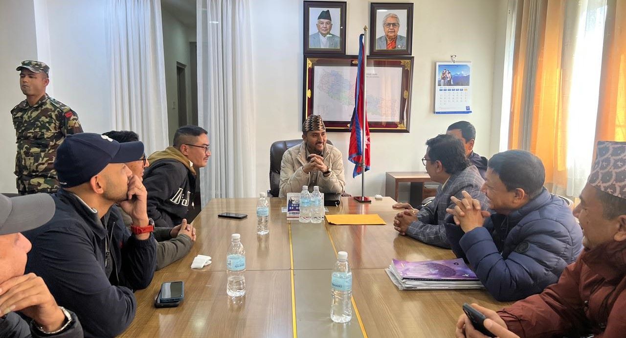 स्मार्ट टेलिकम पीडितहरूको समस्या समाधानका लागि पहल गर्न सञ्चारमन्त्रीसँग आग्रह