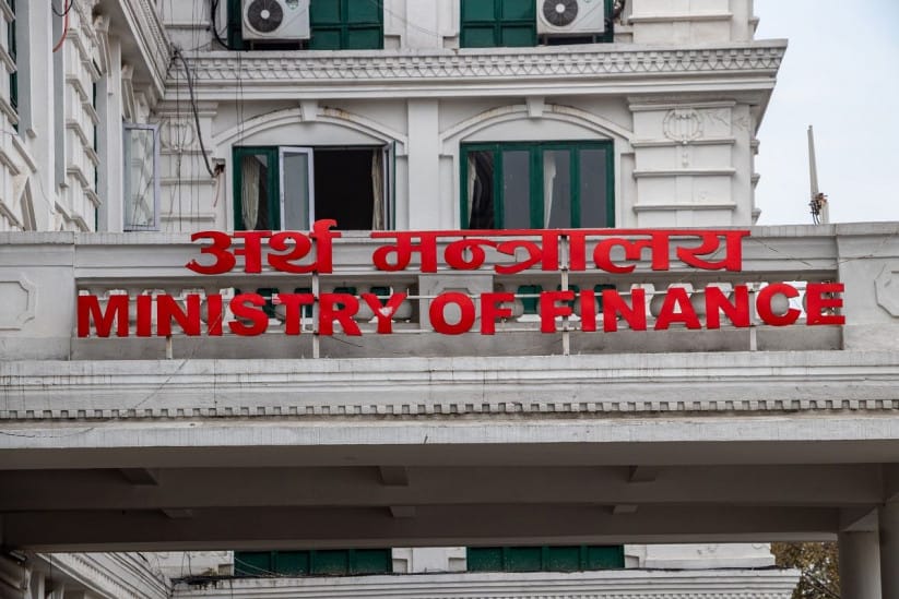 ऋण तिर्नै राज्यको अर्बौँ खर्च, बजेटको ४५% आधा वर्षमै सकियो