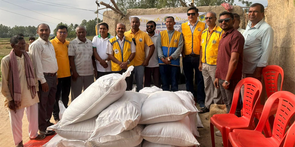 हावाहुरी पीडित मुसहर समुदायलाई लायन्स क्लबद्वारा राहत वितरण
