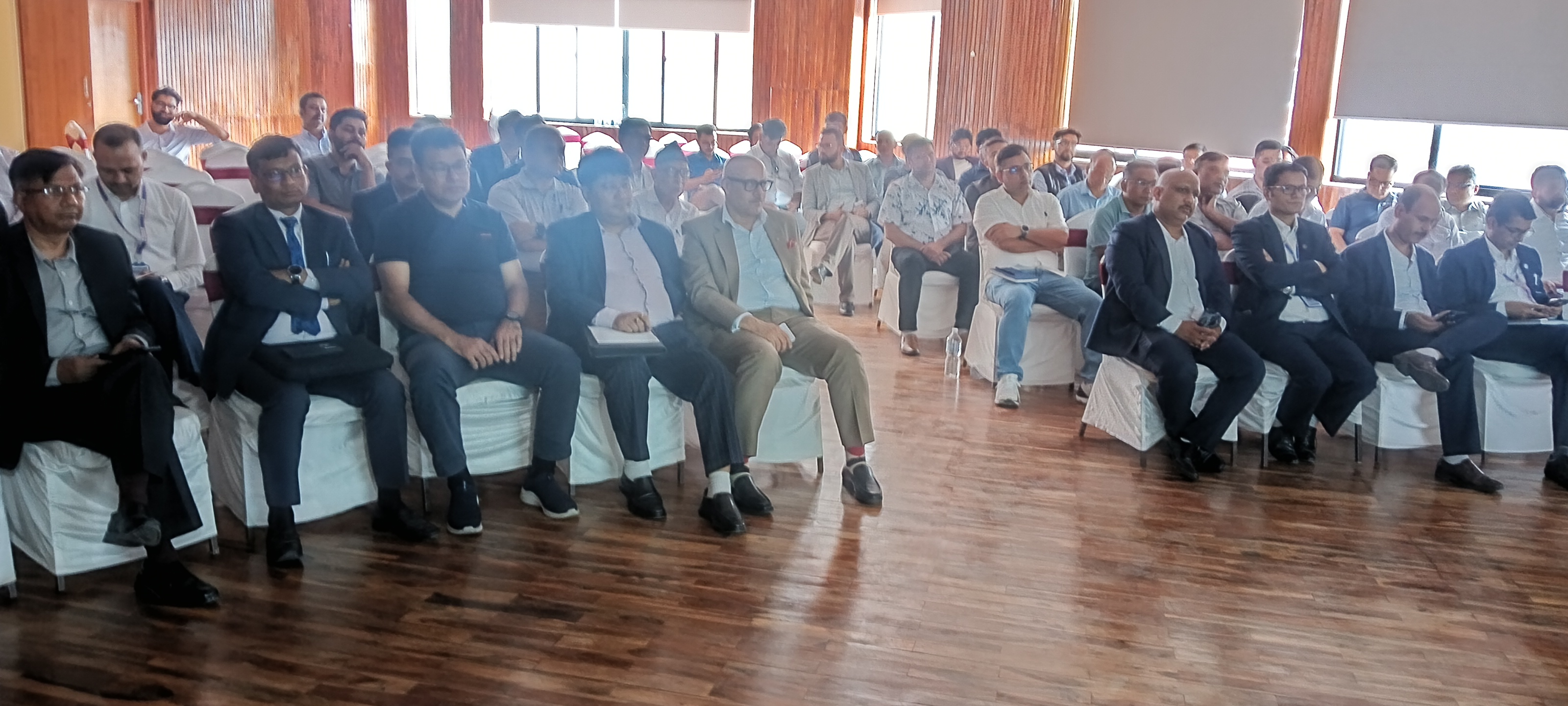 विद्युतीय सवारीका लागि छुट्टै बीमालेख ल्याउने तयारी, प्राधिकरणले थाल्यो छलफल