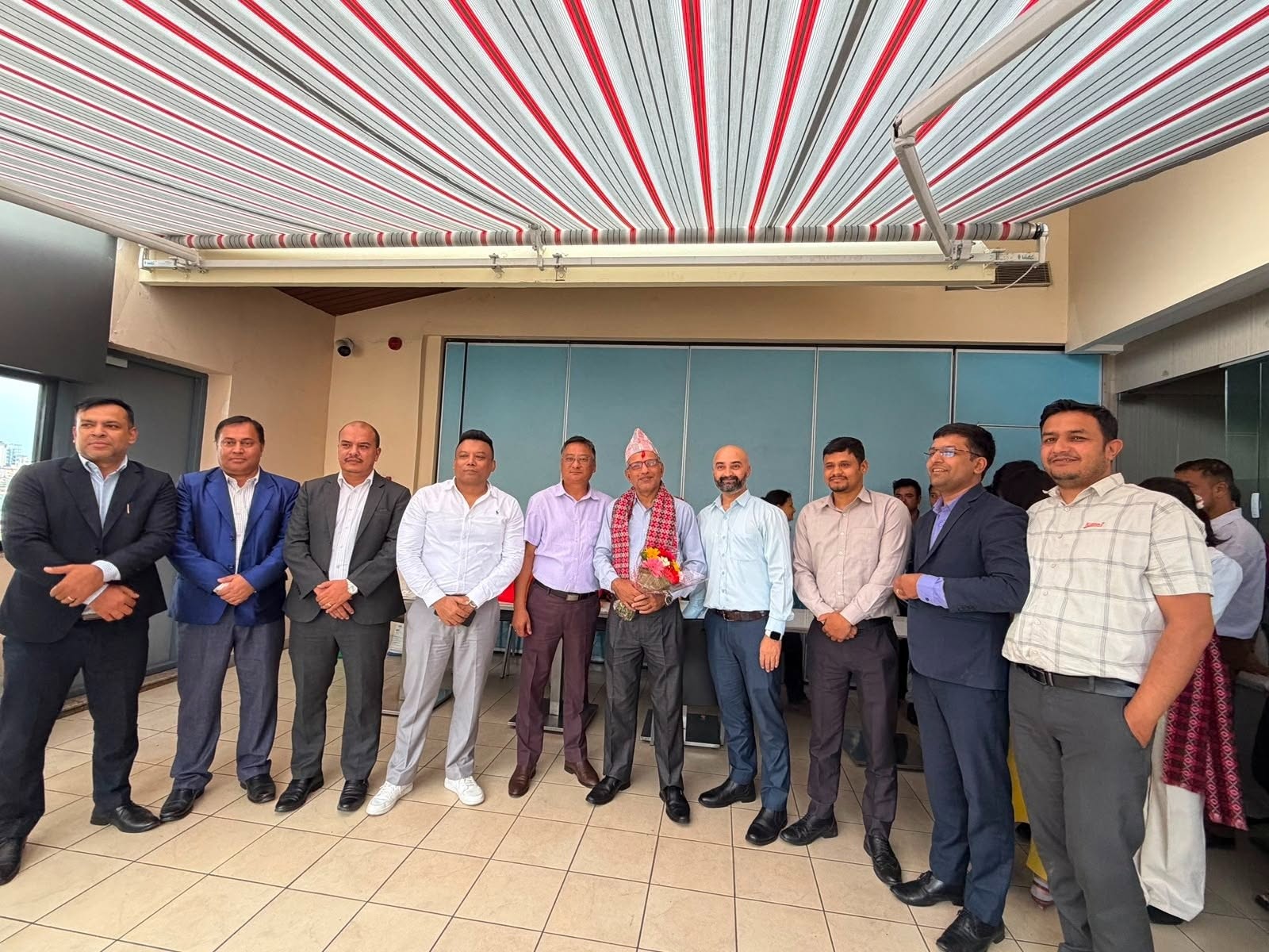 ३० वर्षे सेवापछि नेको इन्स्योरेन्सका कर्मचारी विष्णु धिताल सम्मानपूर्वक अवकाश
