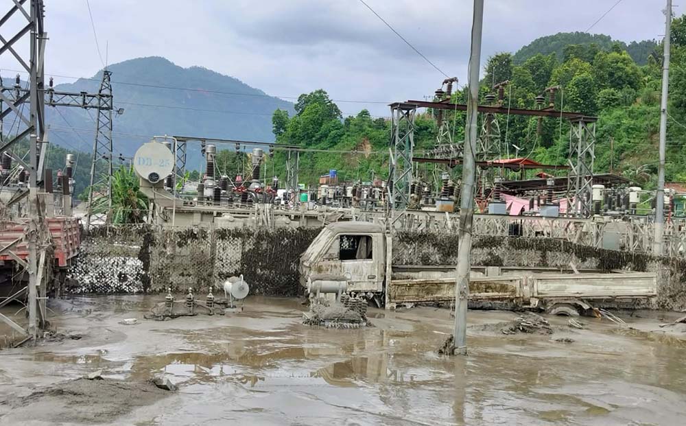 रसुवामा बाढीबाट ११ जलविद्युतका अझै ९३३ जना सम्पर्कविहीन